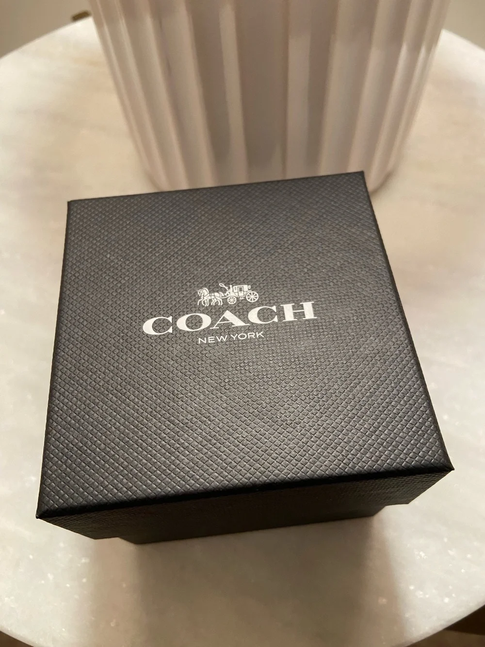 Coach Womens Elliot Watch Purple Stainless Steel Mesh Bracelet BNIB NWT 36mm